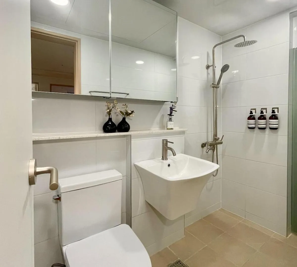 Apartmán Jay House Near Cheonho Subway Line 5, 8 Soul