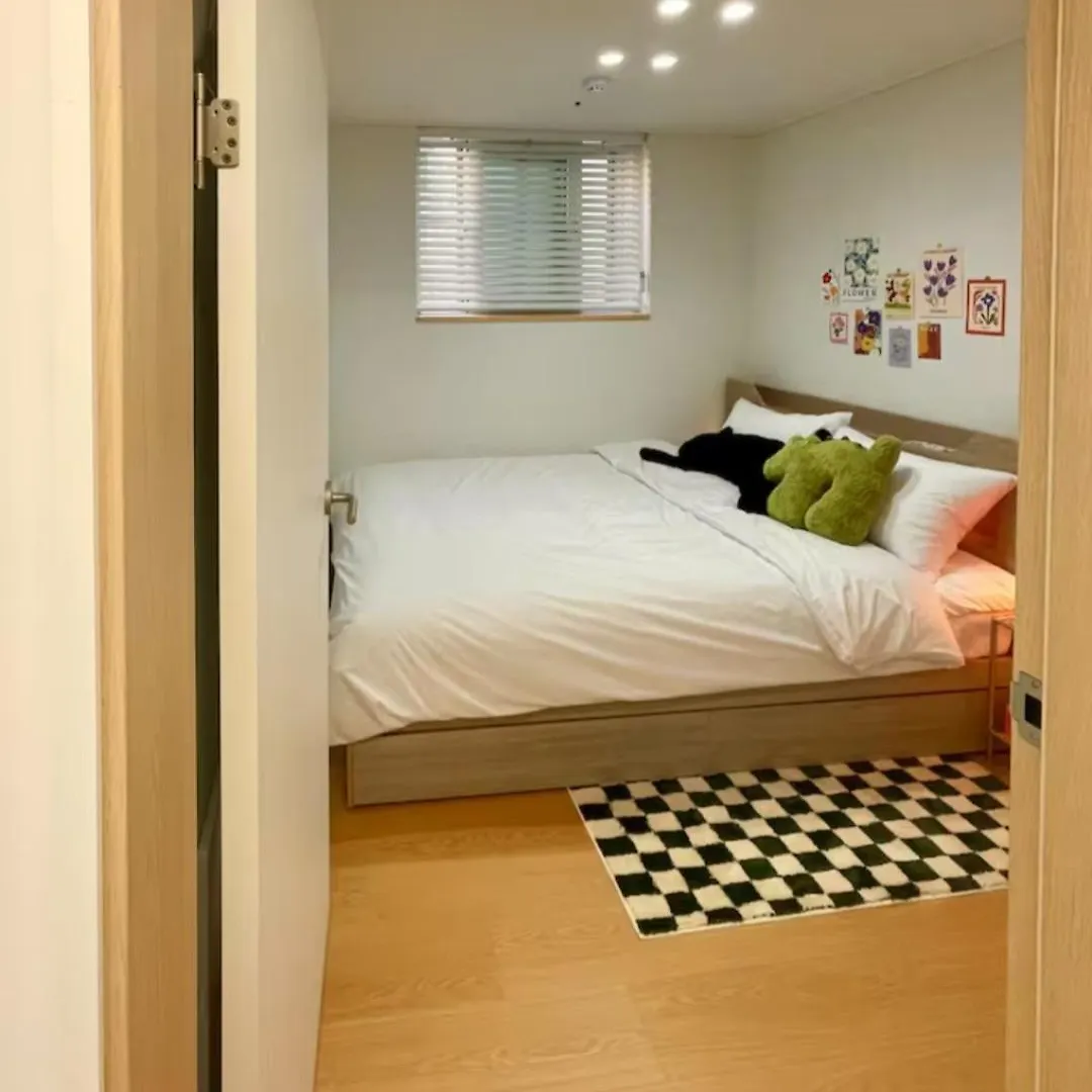 Jay House Near Cheonho Subway Line 5, 8 Apartman Szöul