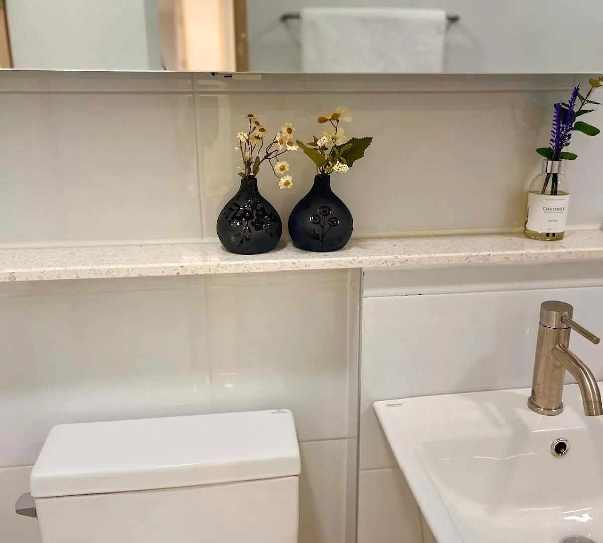 Jay House Near Cheonho Subway Line 5, 8 Apartman Szöul